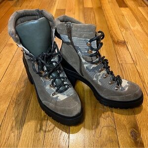 Combat camo heeled boot